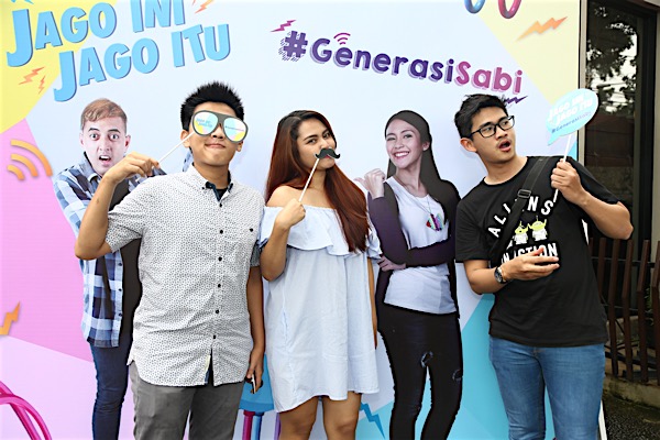 Jago Pose